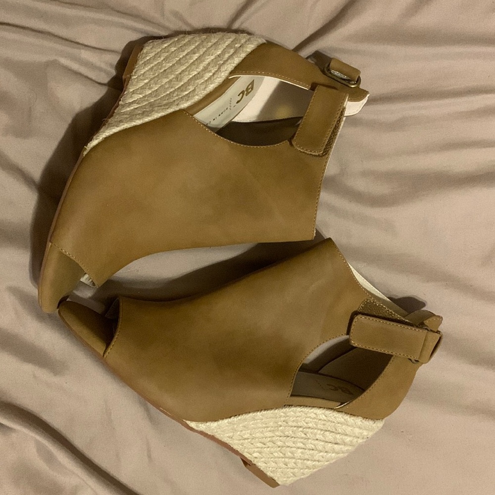 BC Vegan Wedge Peep-Toe Shoes Size 8
